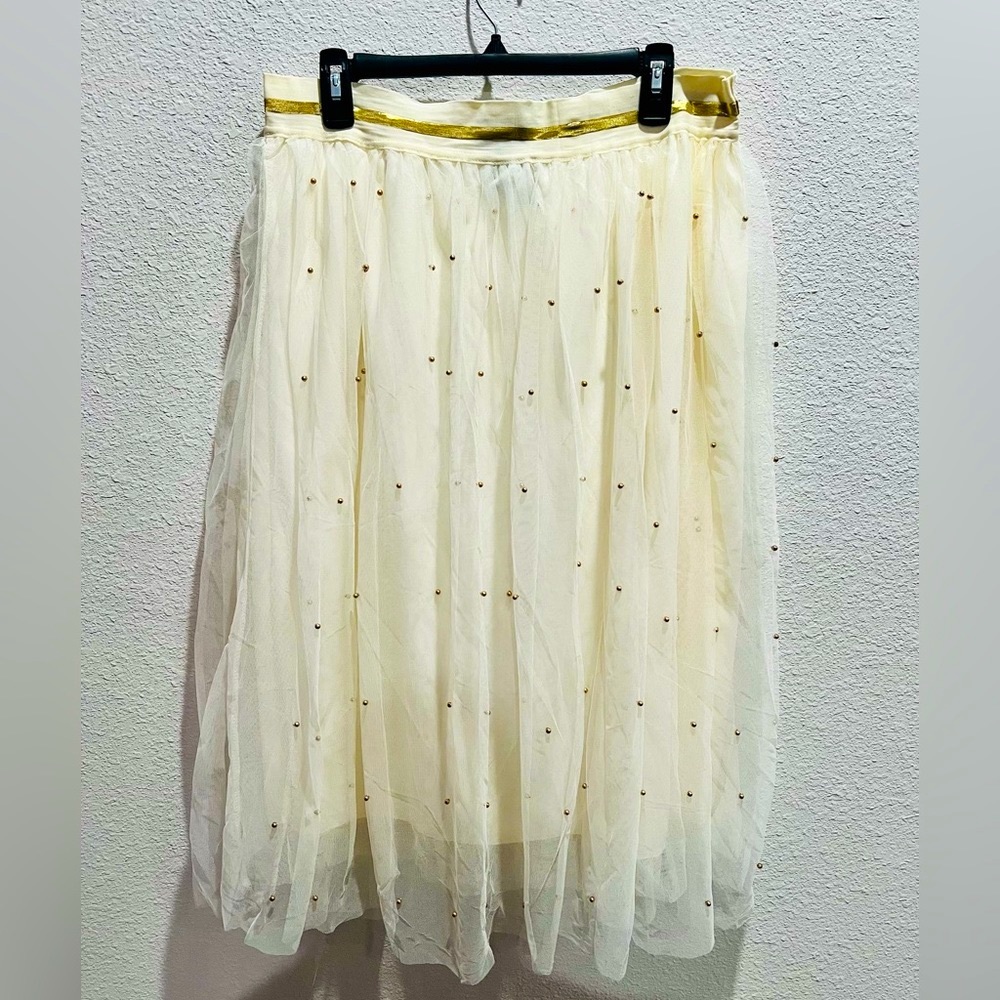 (New) Ivory Tulle Skirt